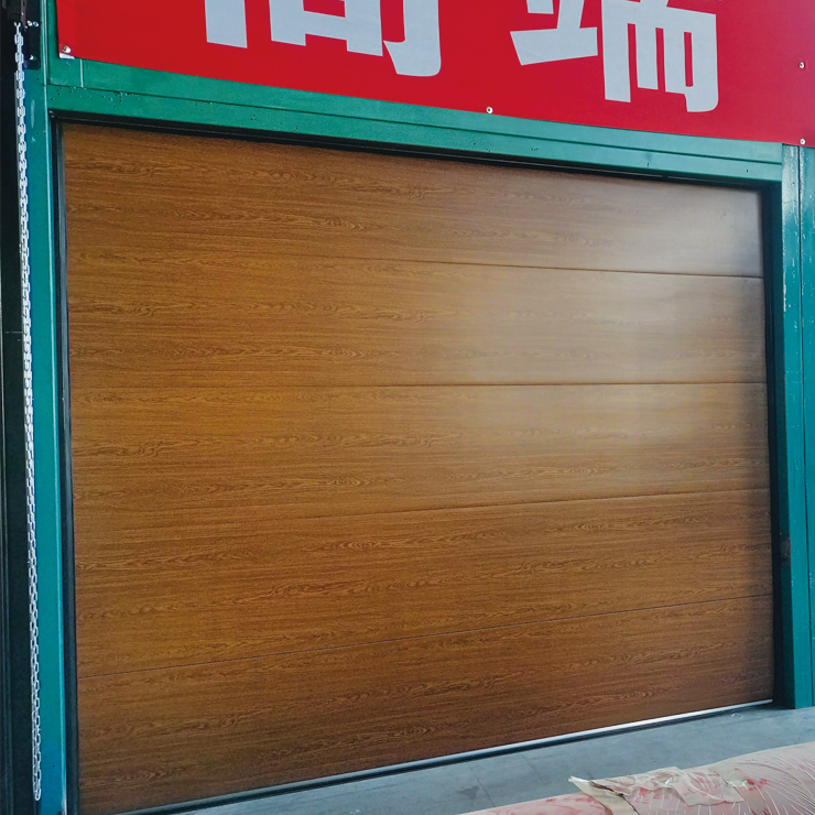 Installazione di porte da garage domestiche