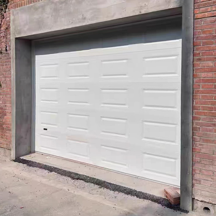 Porta del garage 16x8 sezionale automatico