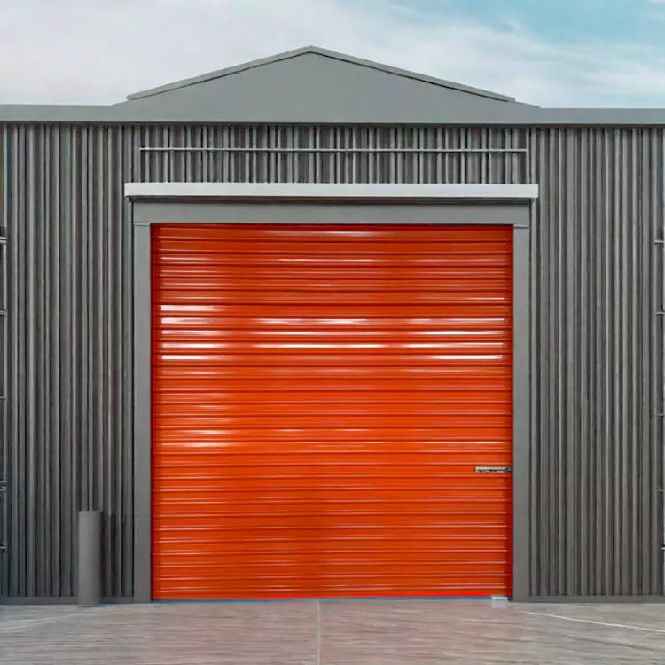 Moderna porta avvolgibile per self storage